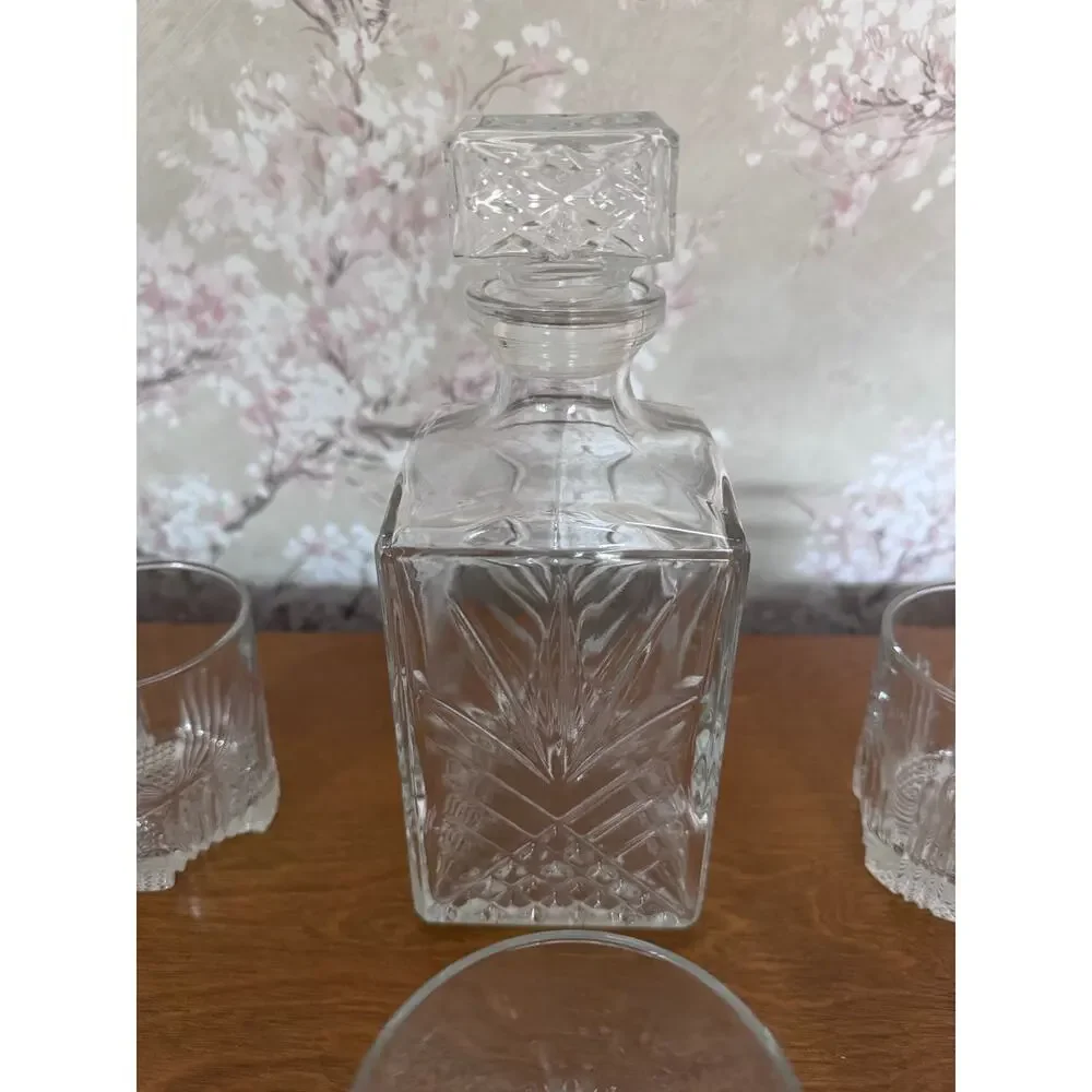 Crystal Decanter and 5 Glasses Set